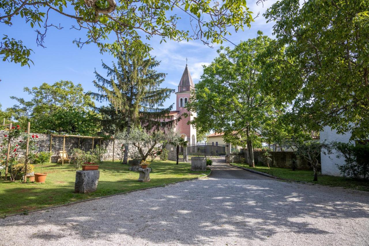 Domacija Mirko Bed & Breakfast Miren Exterior photo
